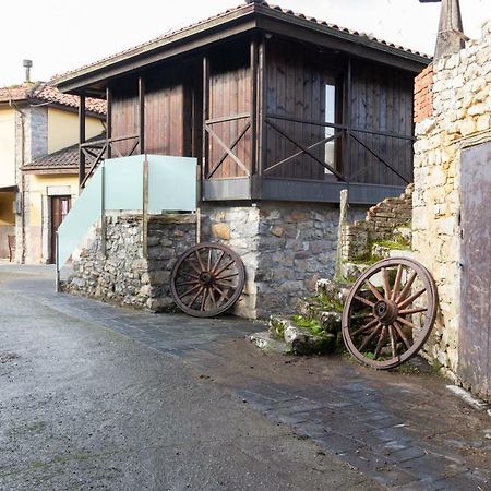 Pensjonat Casa Delfina Pravia Zewnętrze zdjęcie