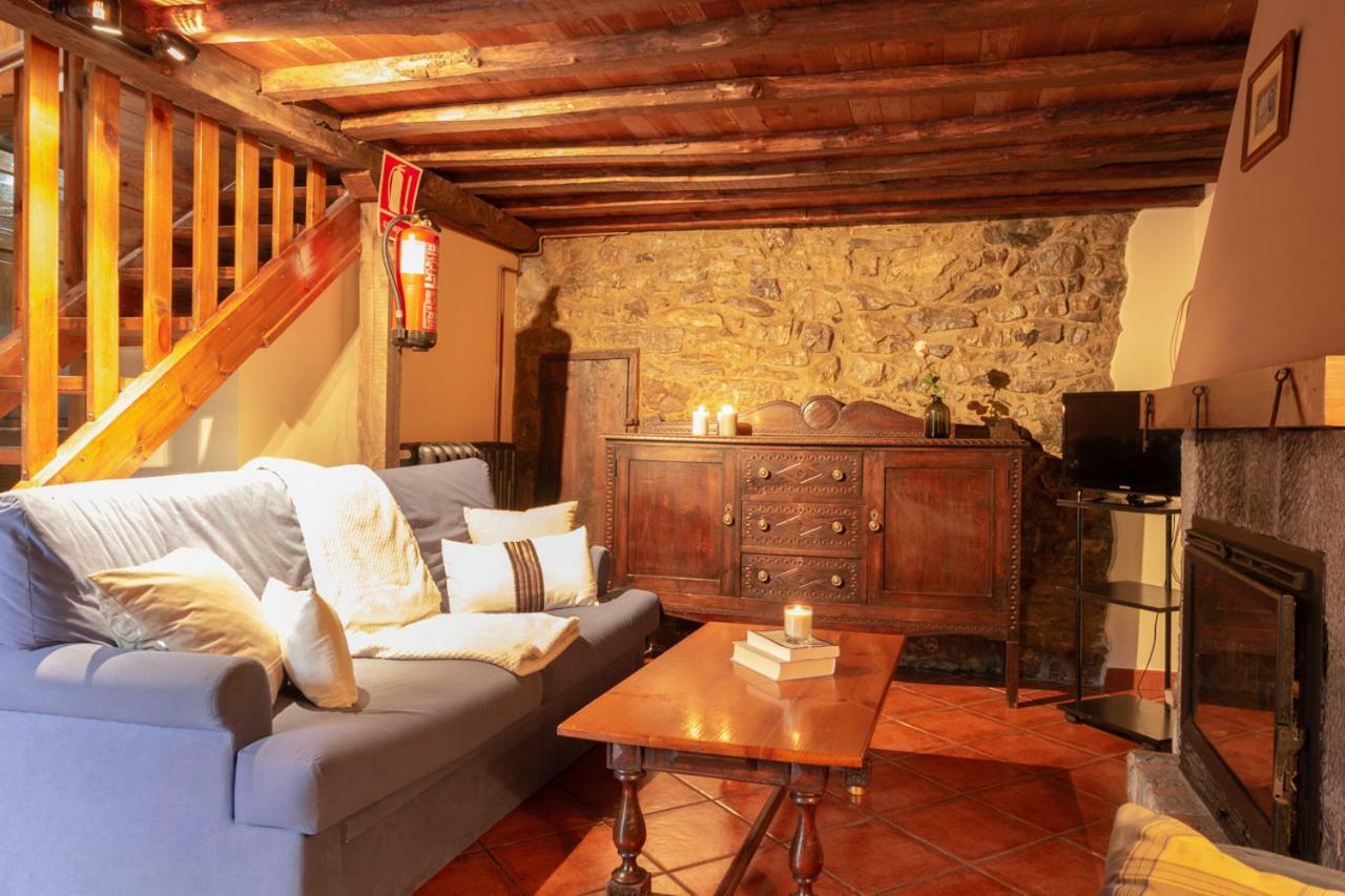 Pensjonat Casa Delfina Pravia Zewnętrze zdjęcie
