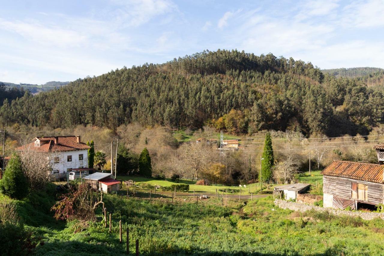 Pensjonat Casa Delfina Pravia Zewnętrze zdjęcie